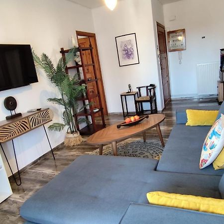 Lauren'S Charm Town Apartment Lefkada City Екстер'єр фото