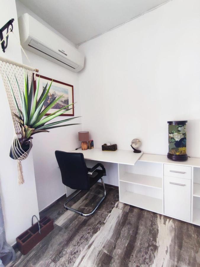 Lauren'S Charm Town Apartment Lefkada City Екстер'єр фото